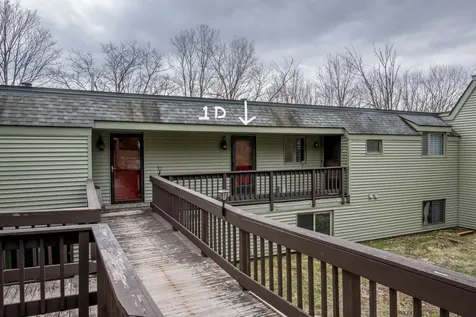 1221 Baker Turn Hartford VT 05059