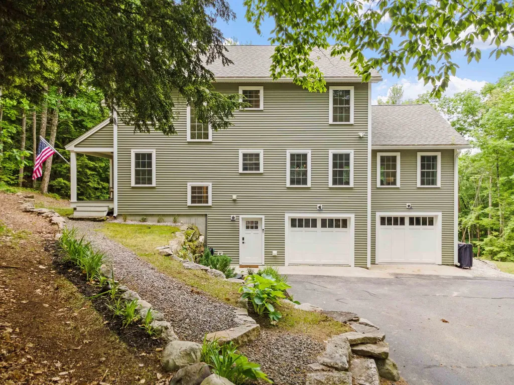 84 Heritage Hill Road Holderness NH 03245