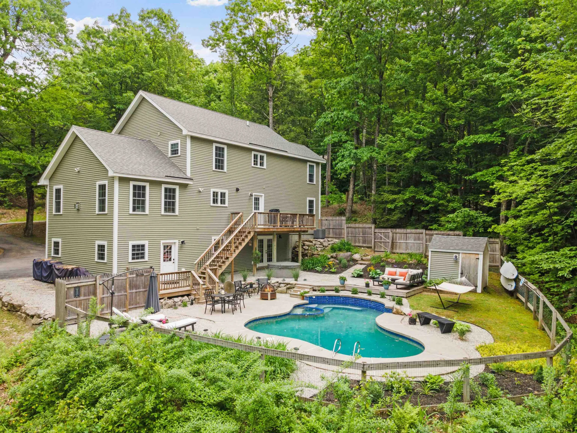 84 Heritage Hill Road Holderness NH 03245