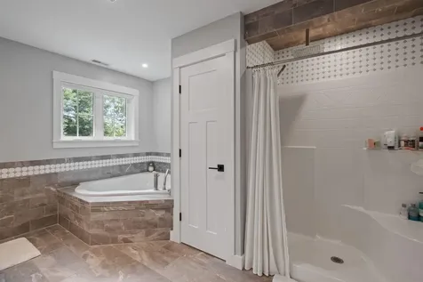 84 Heritage Hill Road Holderness NH 03245