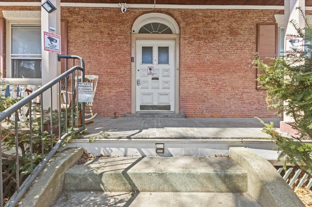 233 Pearl Street Burlington VT 05401