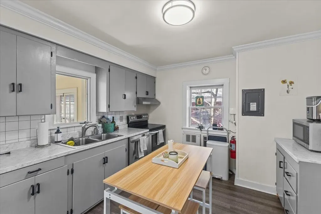 233 Pearl Street Burlington VT 05401