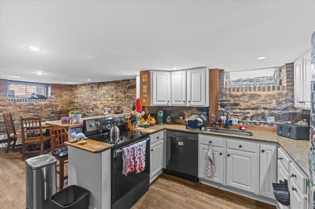 233 Pearl Street Burlington VT 05401