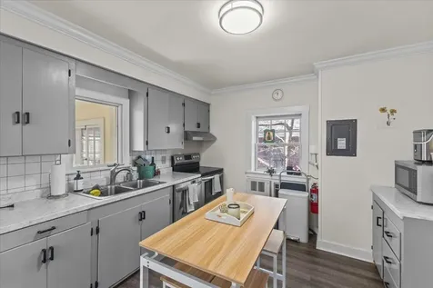 233 Pearl Street Burlington VT 05401