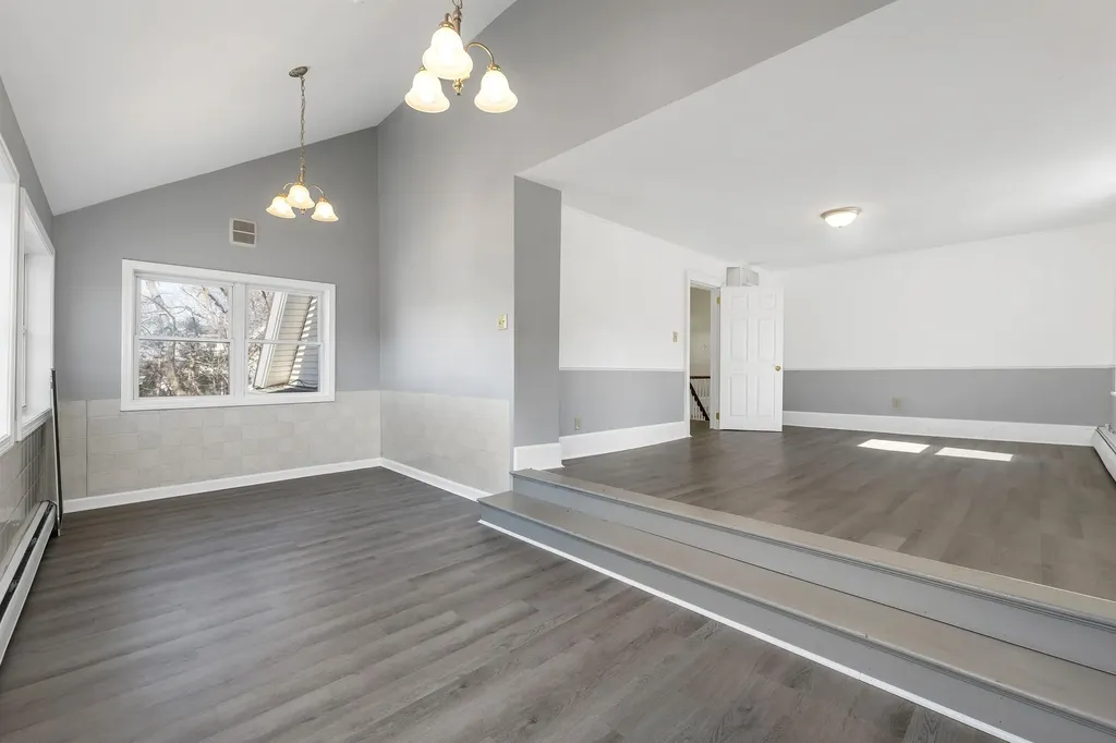 59 W Main Street Littleton NH 03561