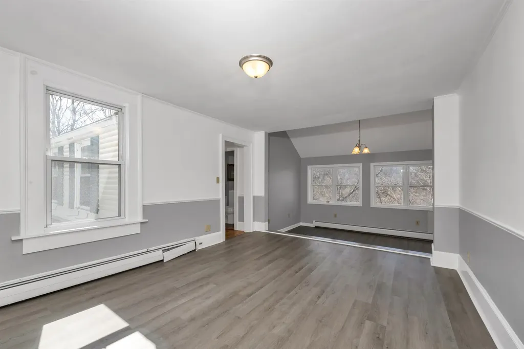 59 W Main Street Littleton NH 03561