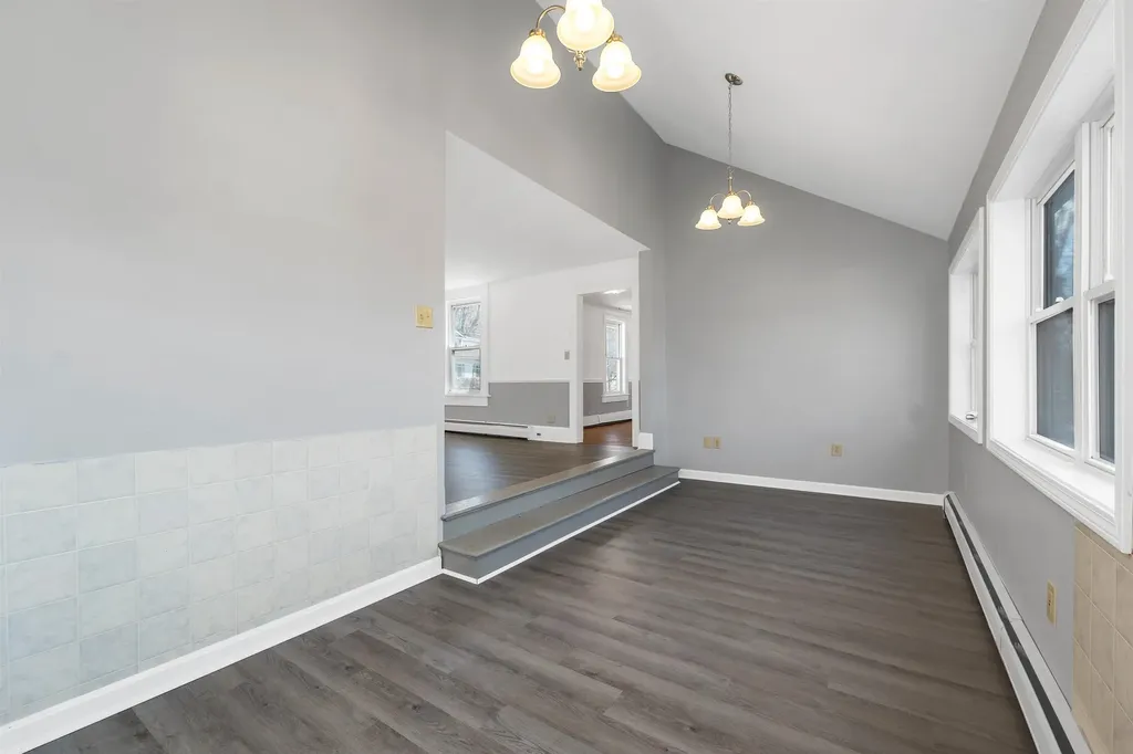 59 W Main Street Littleton NH 03561