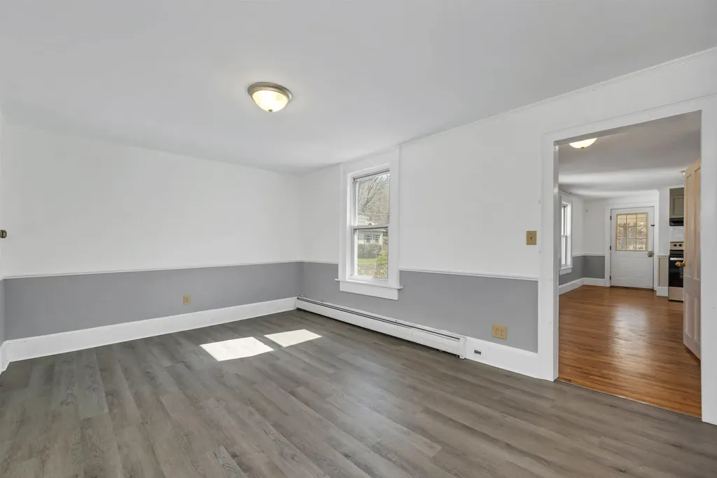 59 W Main Street Littleton NH 03561