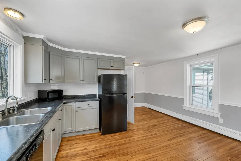 59 W Main Street Littleton NH 03561