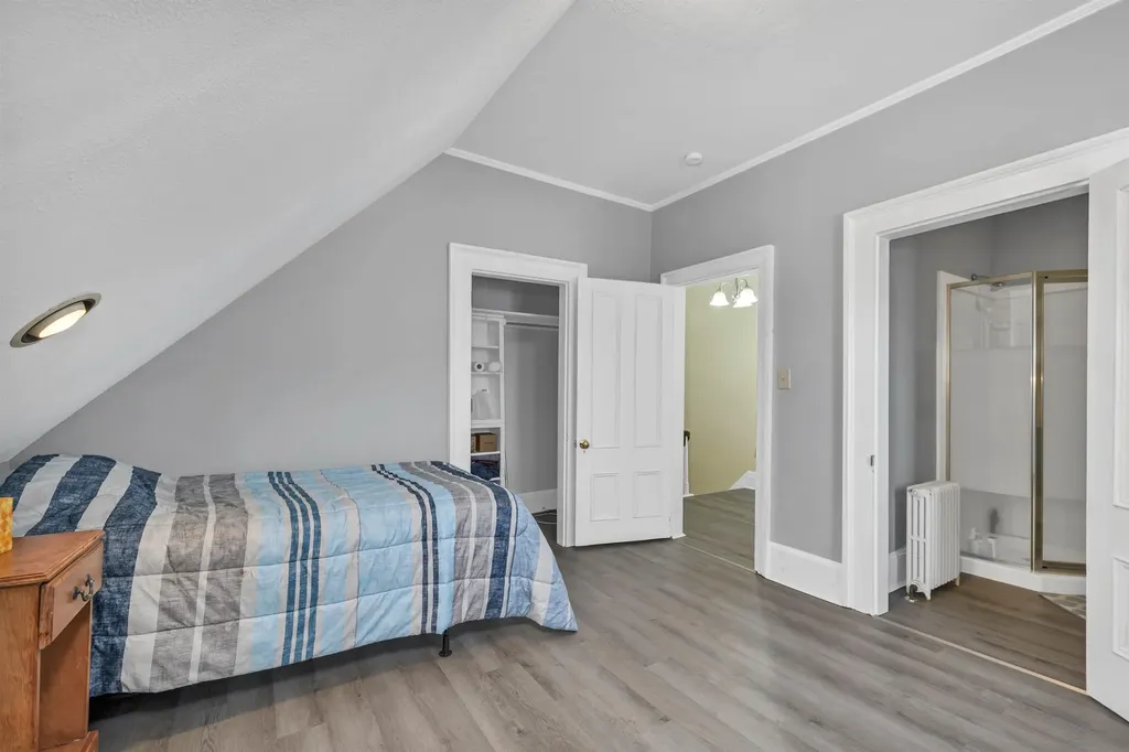 59 W Main Street Littleton NH 03561