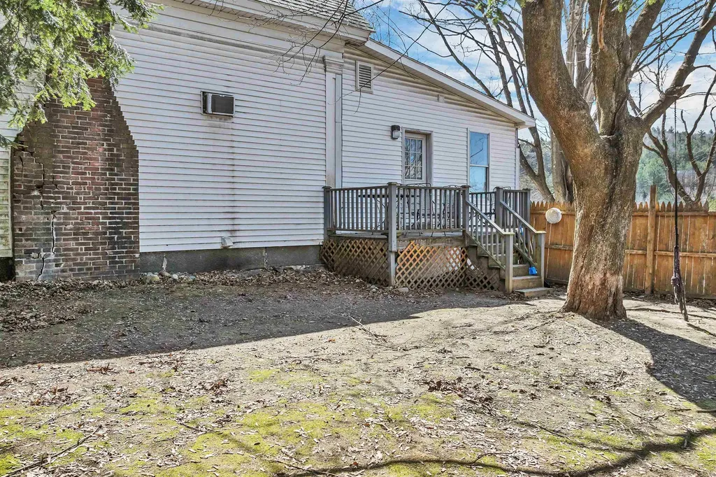 59 W Main Street Littleton NH 03561