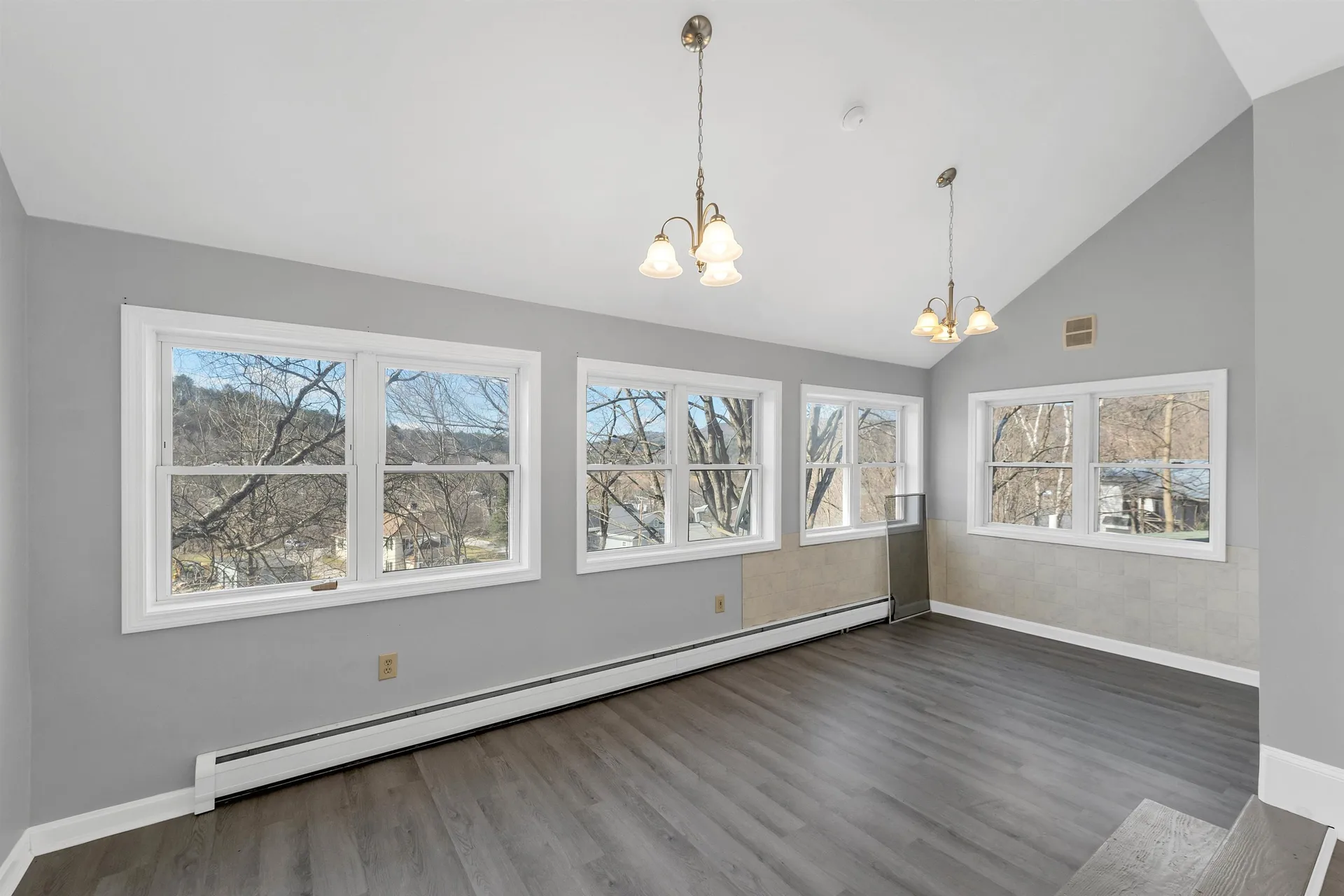 59 W Main Street Littleton NH 03561