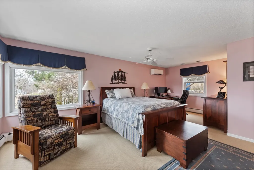 29 Pasquaney Lane Bridgewater NH 03222