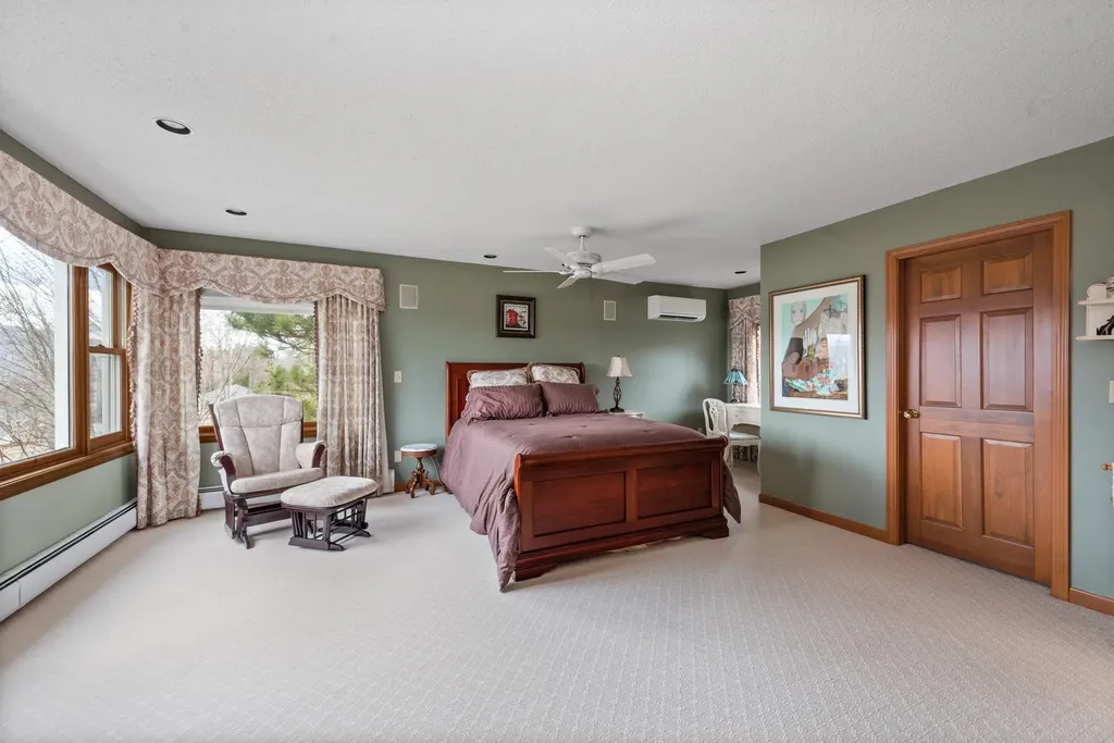 29 Pasquaney Lane Bridgewater NH 03222