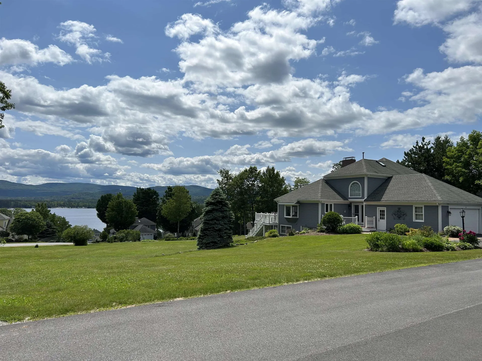 29 Pasquaney Lane Bridgewater NH 03222