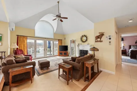 29 Pasquaney Lane Bridgewater NH 03222