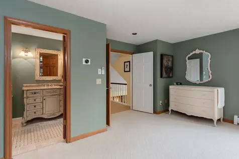 29 Pasquaney Lane Bridgewater NH 03222