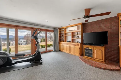 29 Pasquaney Lane Bridgewater NH 03222