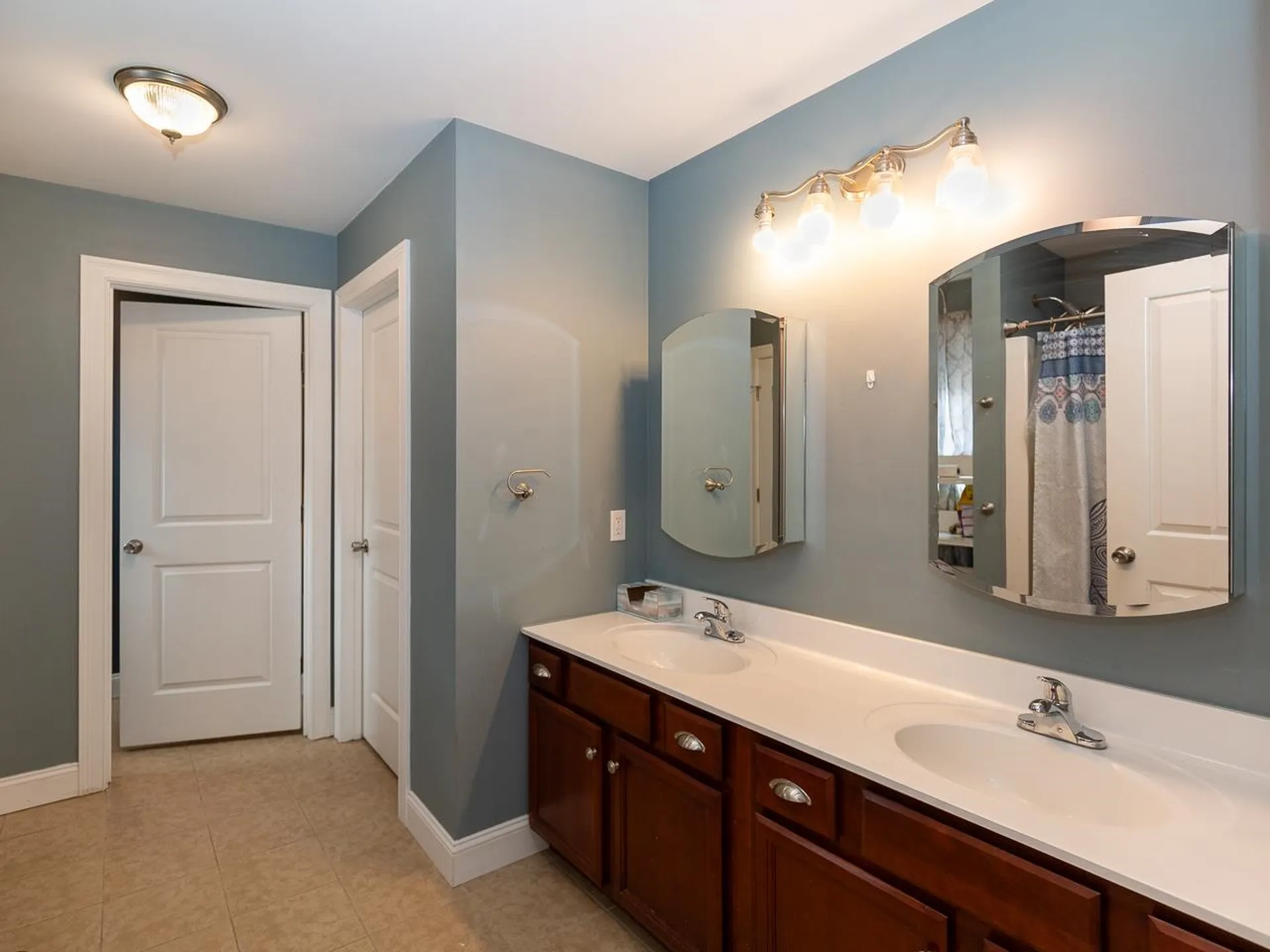 35 Frost Lane Fremont NH 03044