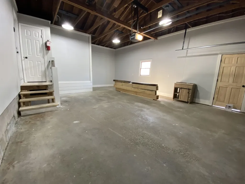 25 Andrews Avenue South Burlington VT 05403