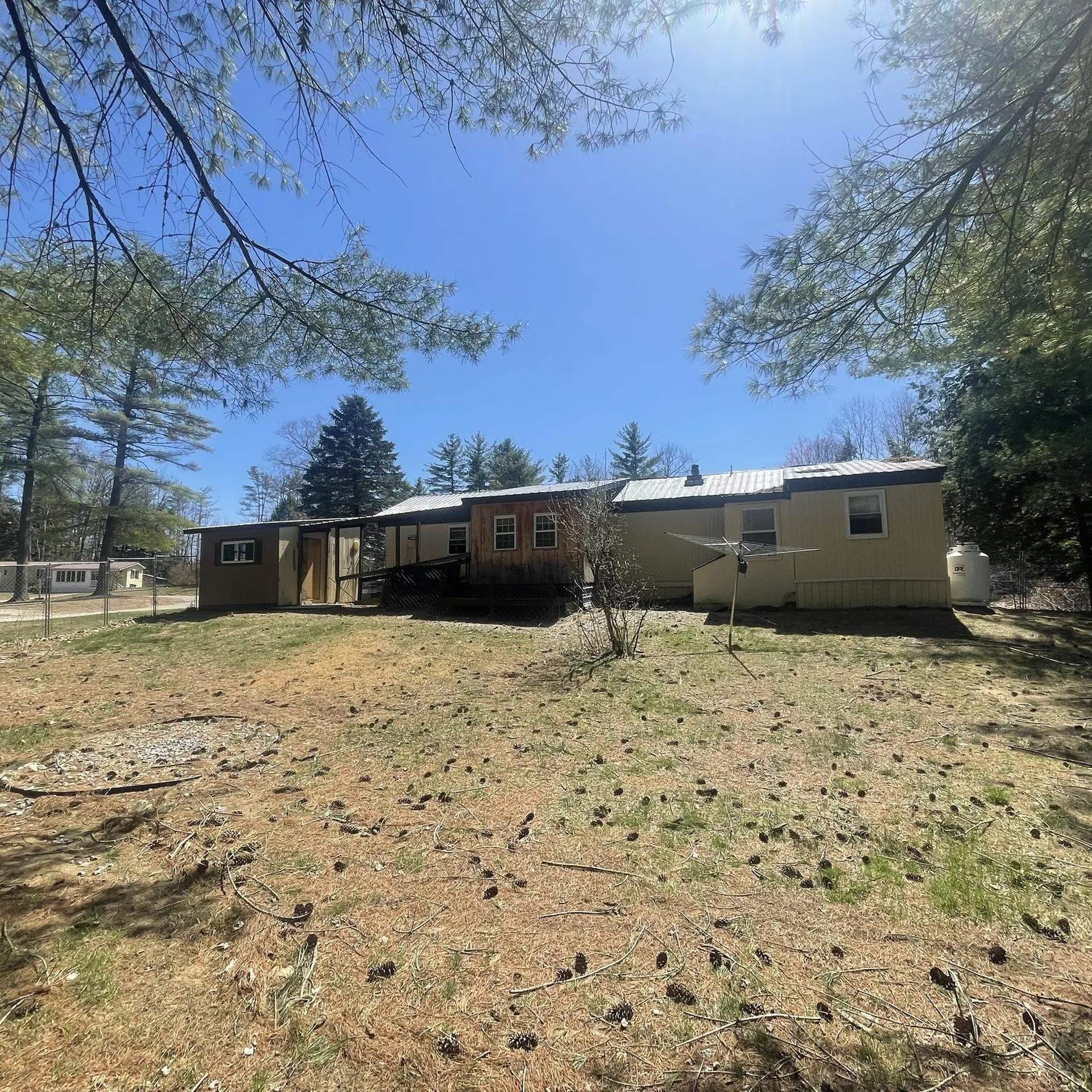 17 Pine Gate Road Plymouth NH 03264