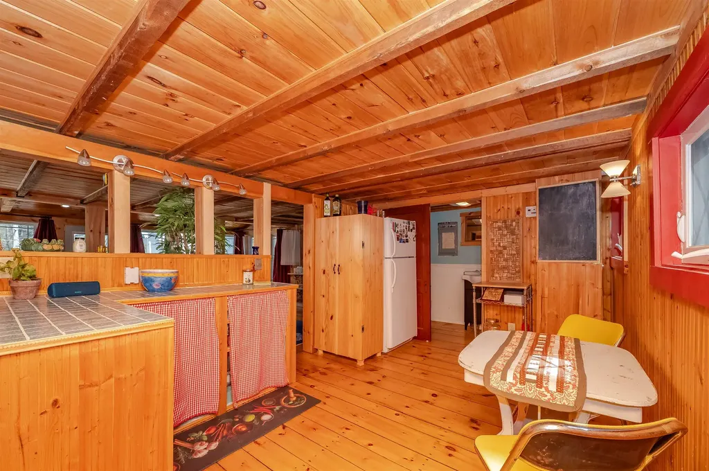 132 Chestnut Pond Road Epsom NH 03234