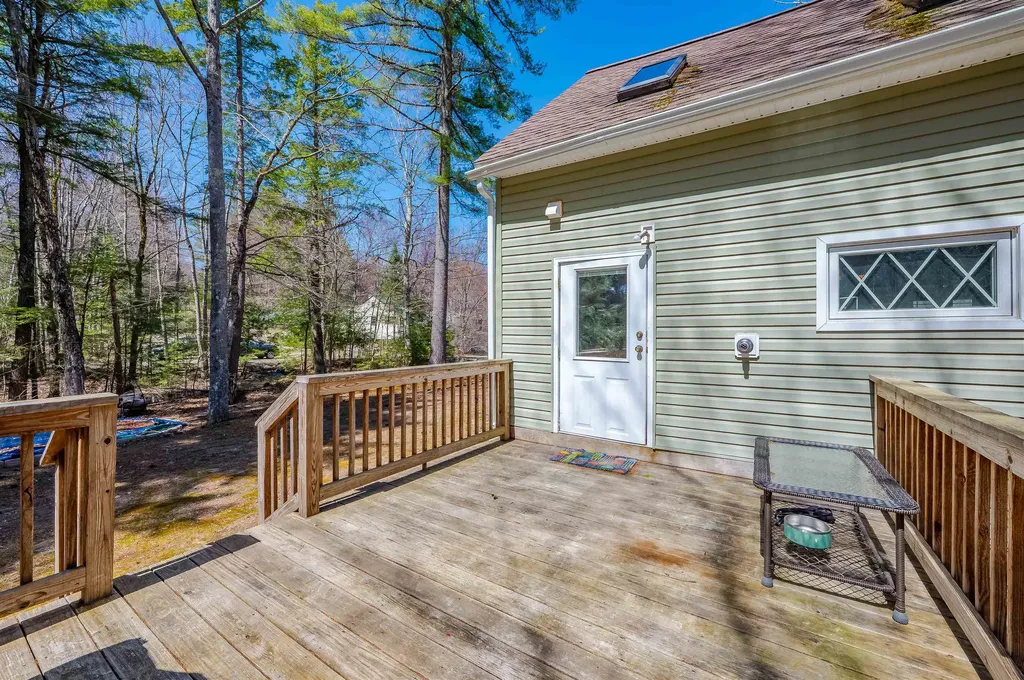 132 Chestnut Pond Road Epsom NH 03234