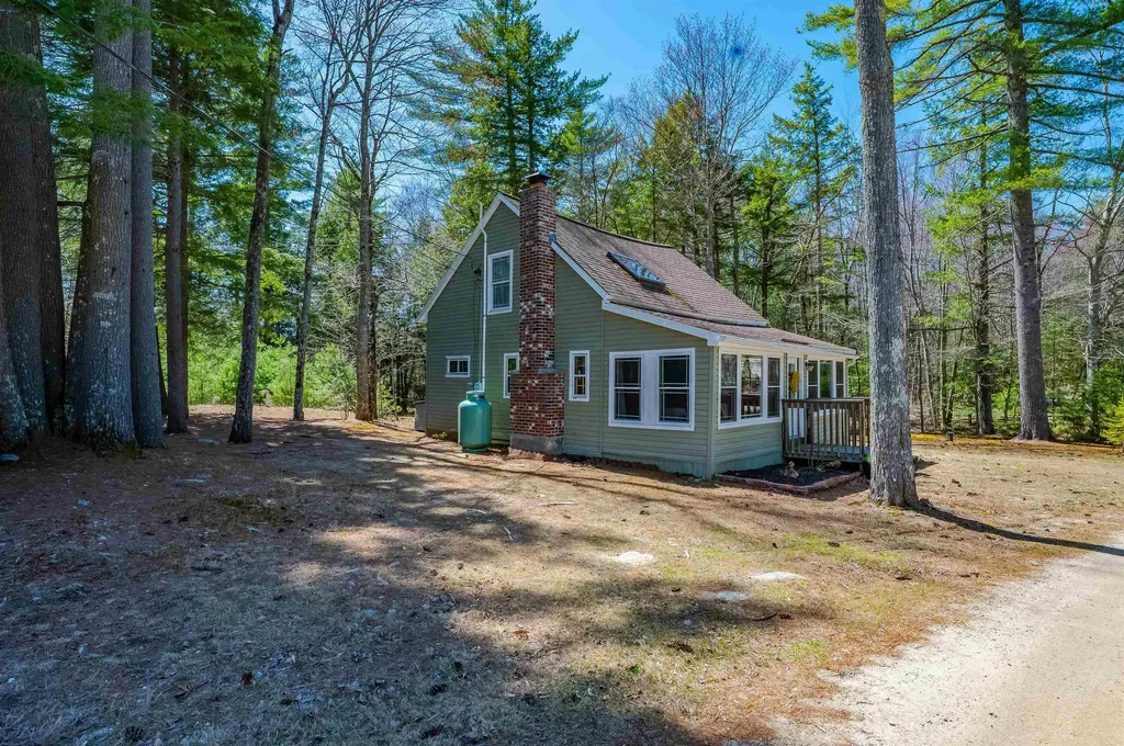 132 Chestnut Pond Road Epsom NH 03234