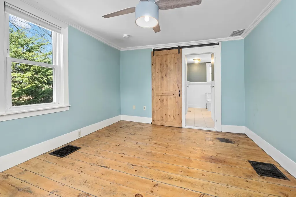 13 Pleasant Street Lebanon NH 03784