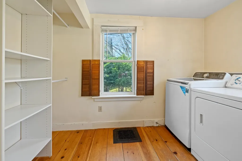 13 Pleasant Street Lebanon NH 03784