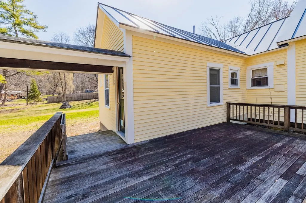 13 Pleasant Street Lebanon NH 03784