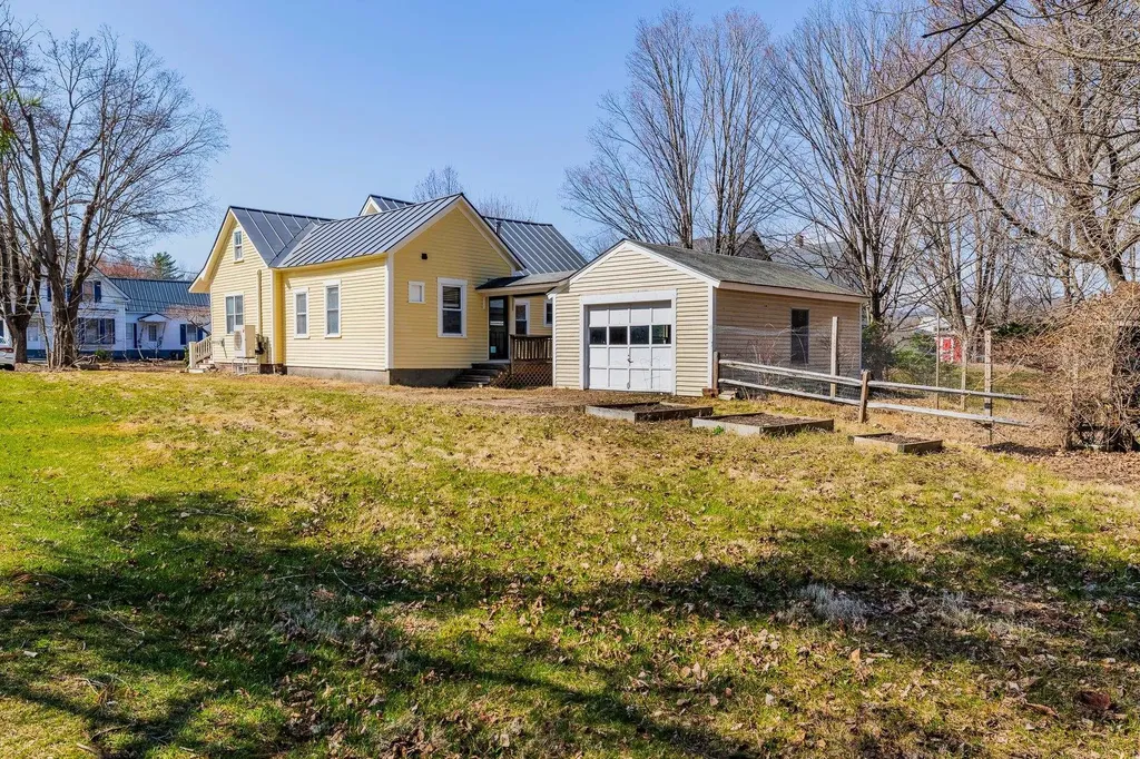 13 Pleasant Street Lebanon NH 03784