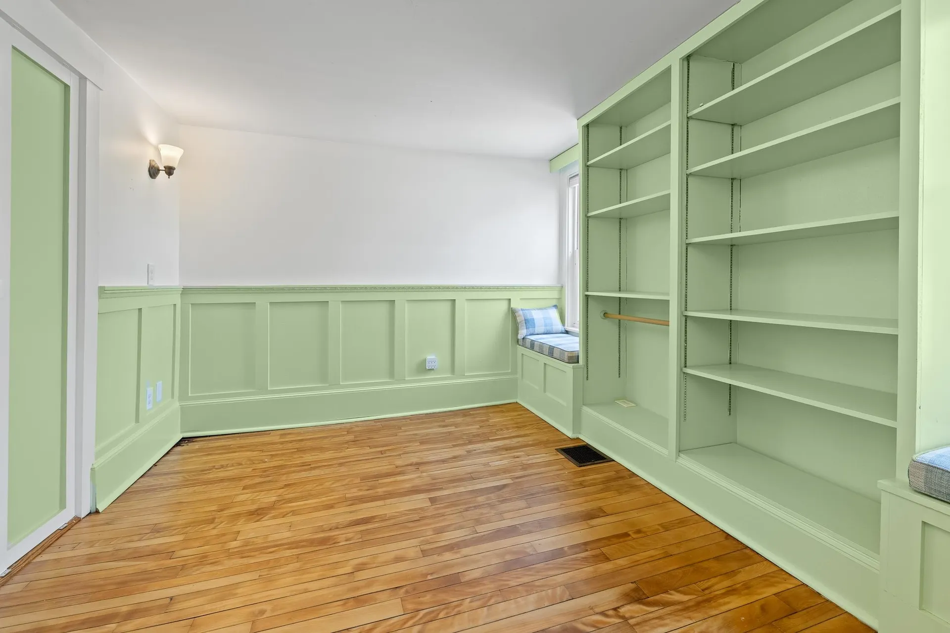 13 Pleasant Street Lebanon NH 03784