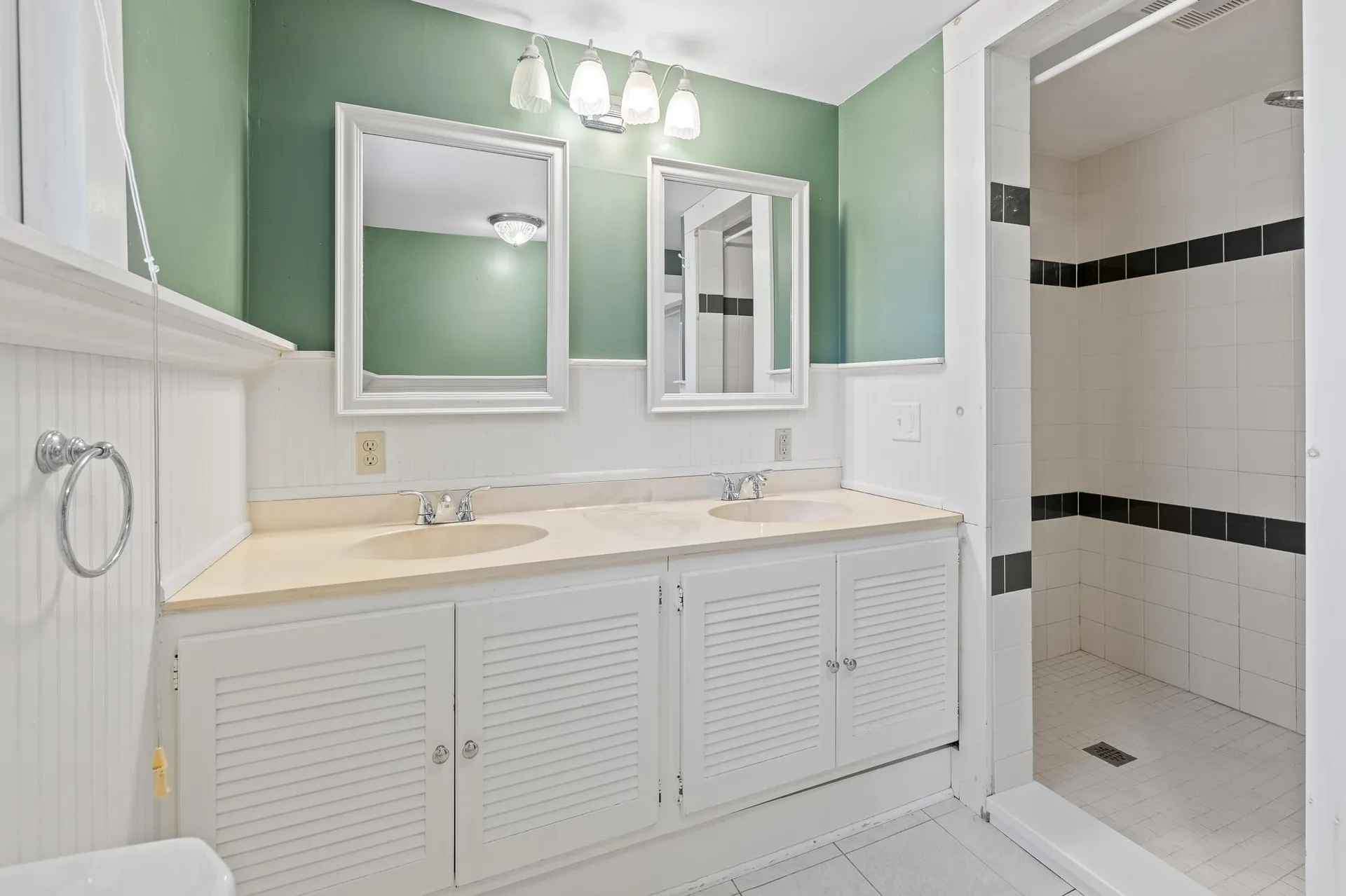 13 Pleasant Street Lebanon NH 03784