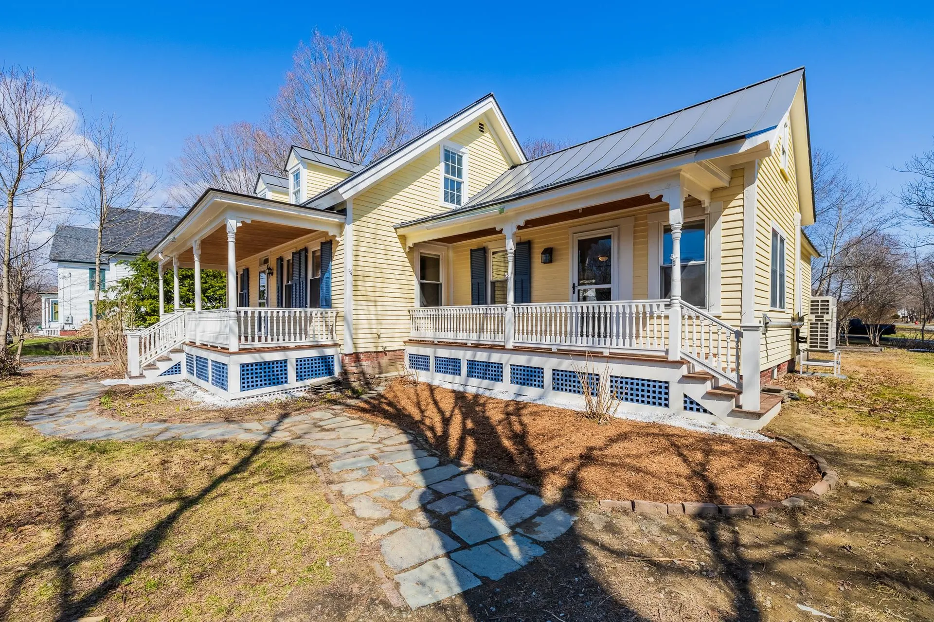 13 Pleasant Street Lebanon NH 03784