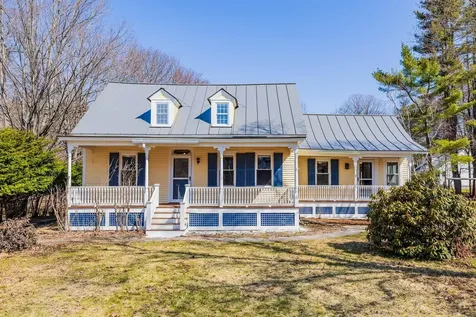 13 Pleasant Street Lebanon NH 03784