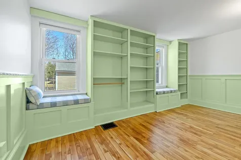 13 Pleasant Street Lebanon NH 03784