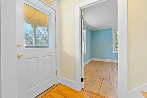 13 Pleasant Street Lebanon NH 03784