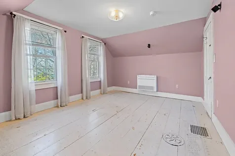 13 Pleasant Street Lebanon NH 03784