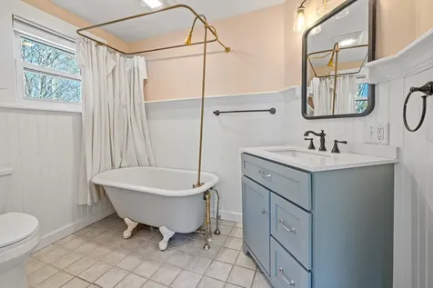 13 Pleasant Street Lebanon NH 03784