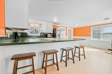 13 Pleasant Street Lebanon NH 03784