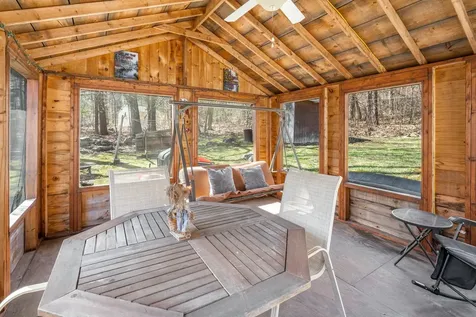 51 John Street Raymond NH 03077
