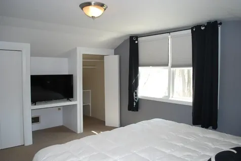 125 Orchard Avenue Manchester NH 03109