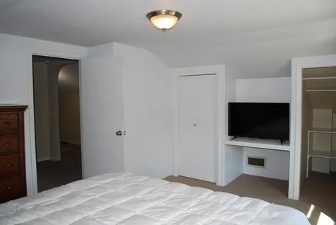 125 Orchard Avenue Manchester NH 03109