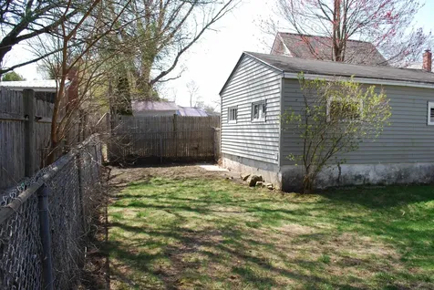 125 Orchard Avenue Manchester NH 03109