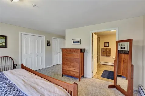 39 Claire Pointe Road Burlington VT 05408
