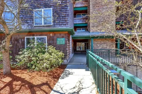 39 Claire Pointe Road Burlington VT 05408
