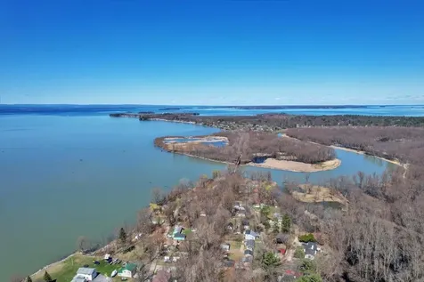 39 Claire Pointe Road Burlington VT 05408
