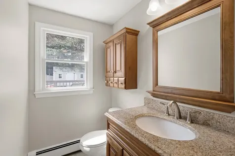 7 Den Avenue Merrimack NH 03054