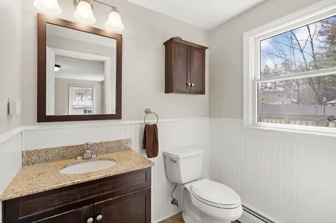 7 Den Avenue Merrimack NH 03054